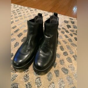 Vionic Boots